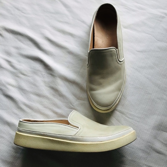 Vionic Cream Slip-On Shoes - Picture 3 of 12